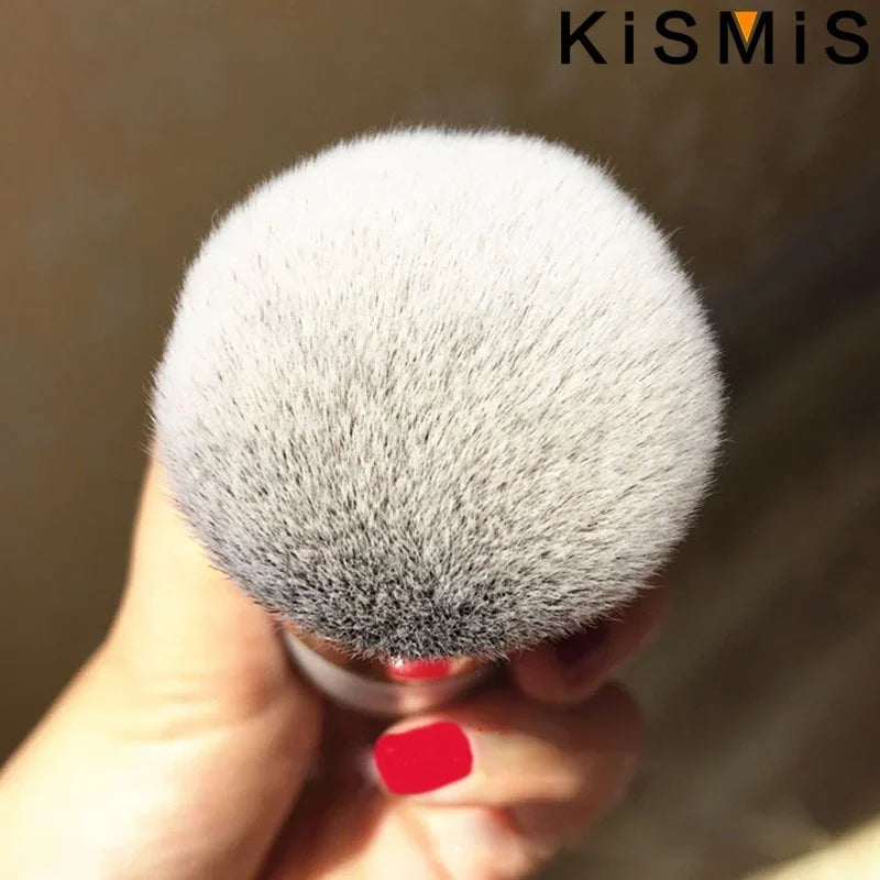 Set of amzzonstore professional flat cream makeup brushes for face, cheek, contour, blusher, and foundation application.