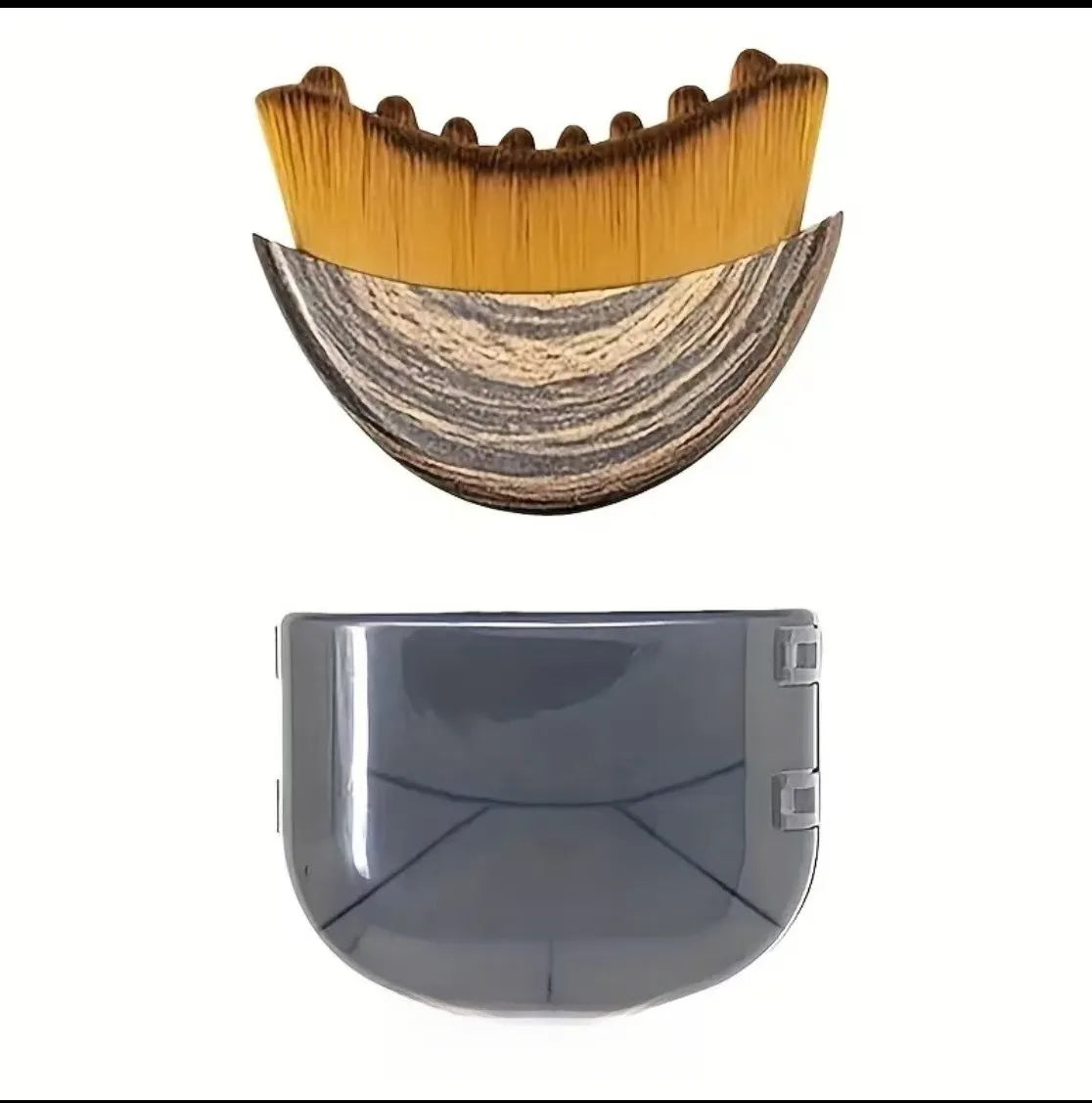 Wooden facial lymphatic drainage brush from amzzon.store for sculpting and reducing puffiness, designed for facial cleansing and massage.
