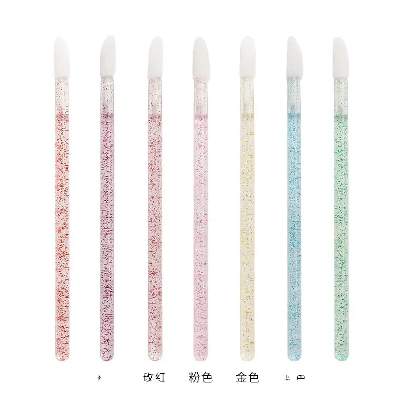 Set of 500 disposable lip brush wands for lipstick and gloss application, professional makeup tools from amzzonstore.