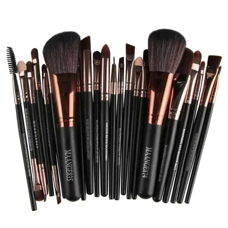 Professional makeup brushes tools set combo pack with synthetic hair and wooden handle.