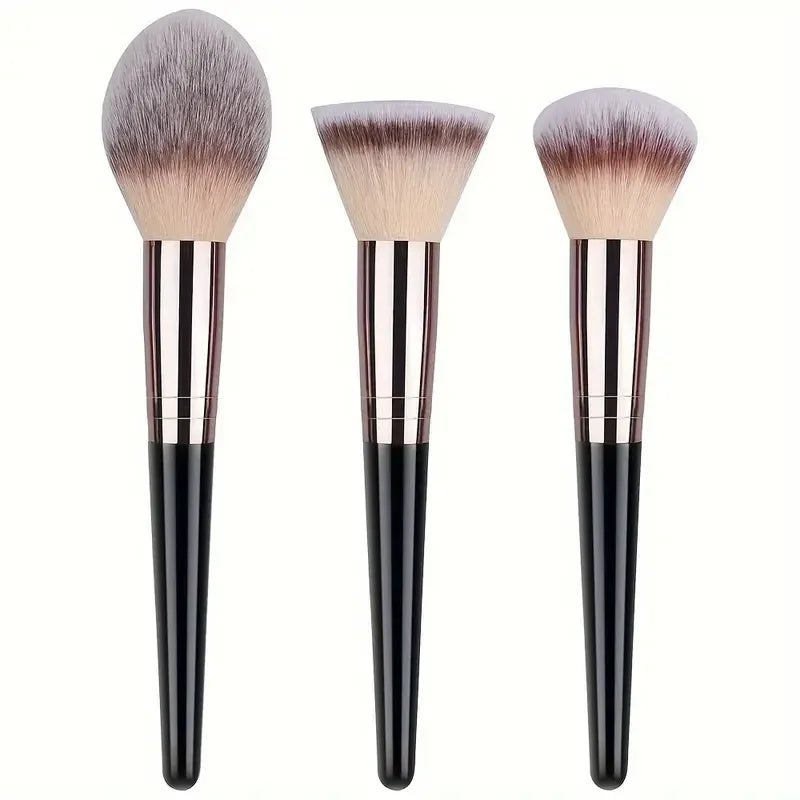 Set of 20 professional makeup brushes including eyeshadow, foundation, concealer, blush, and kabuki brushes by amzzonstore.