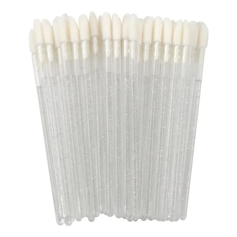 Set of 500 disposable lip wand applicators from amzzonstore, ideal for lipstick and gloss application in professional makeup.